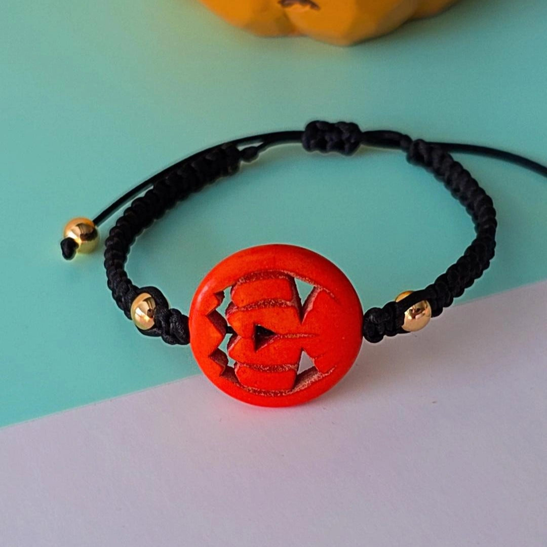 Hunted Pumpkin Macrame Bracelet