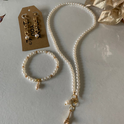 Goldy Pearly Collection