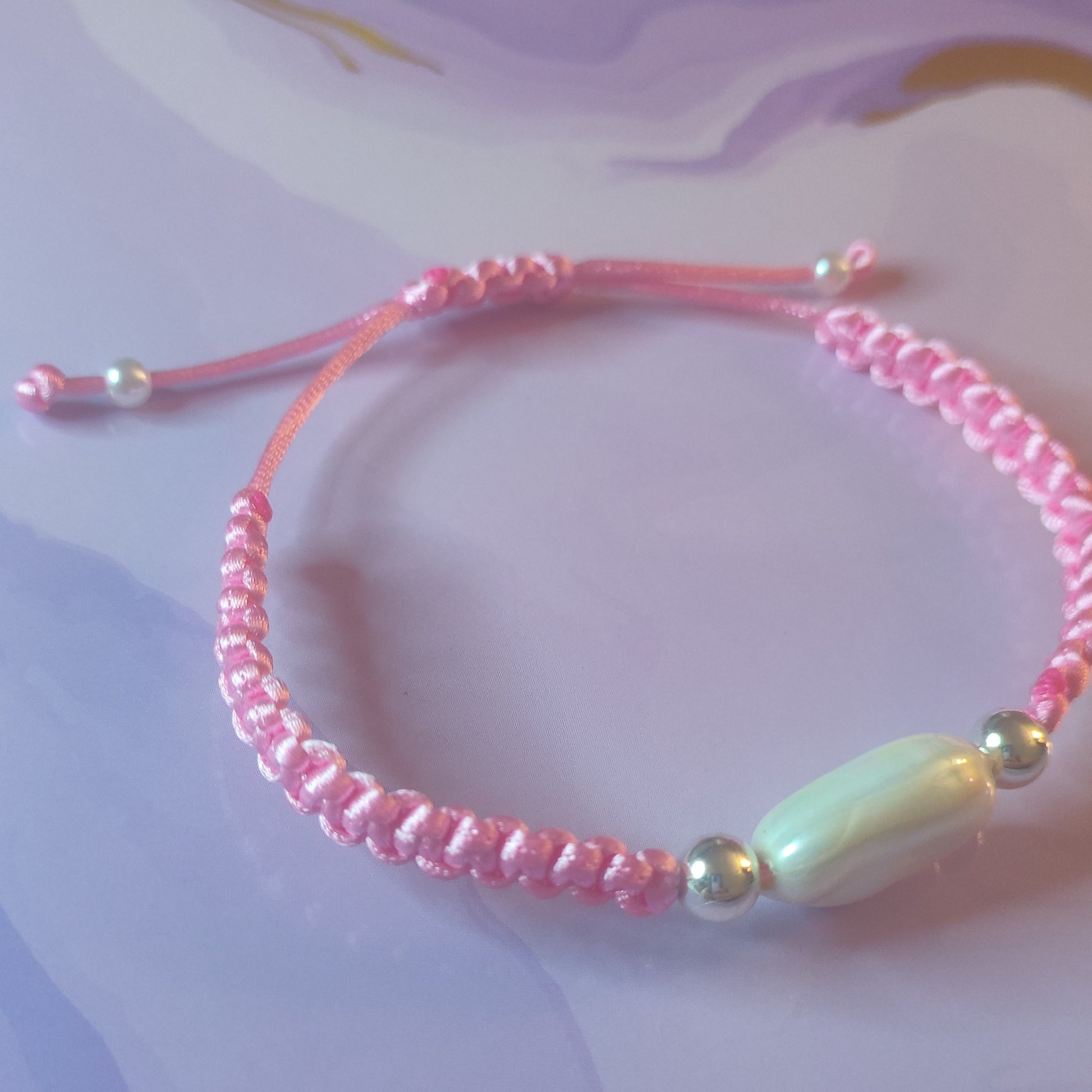 Macrame square knot 