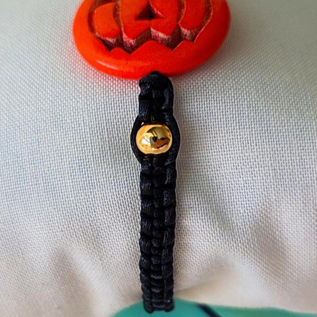 Hunted Pumpkin Macrame Bracelet